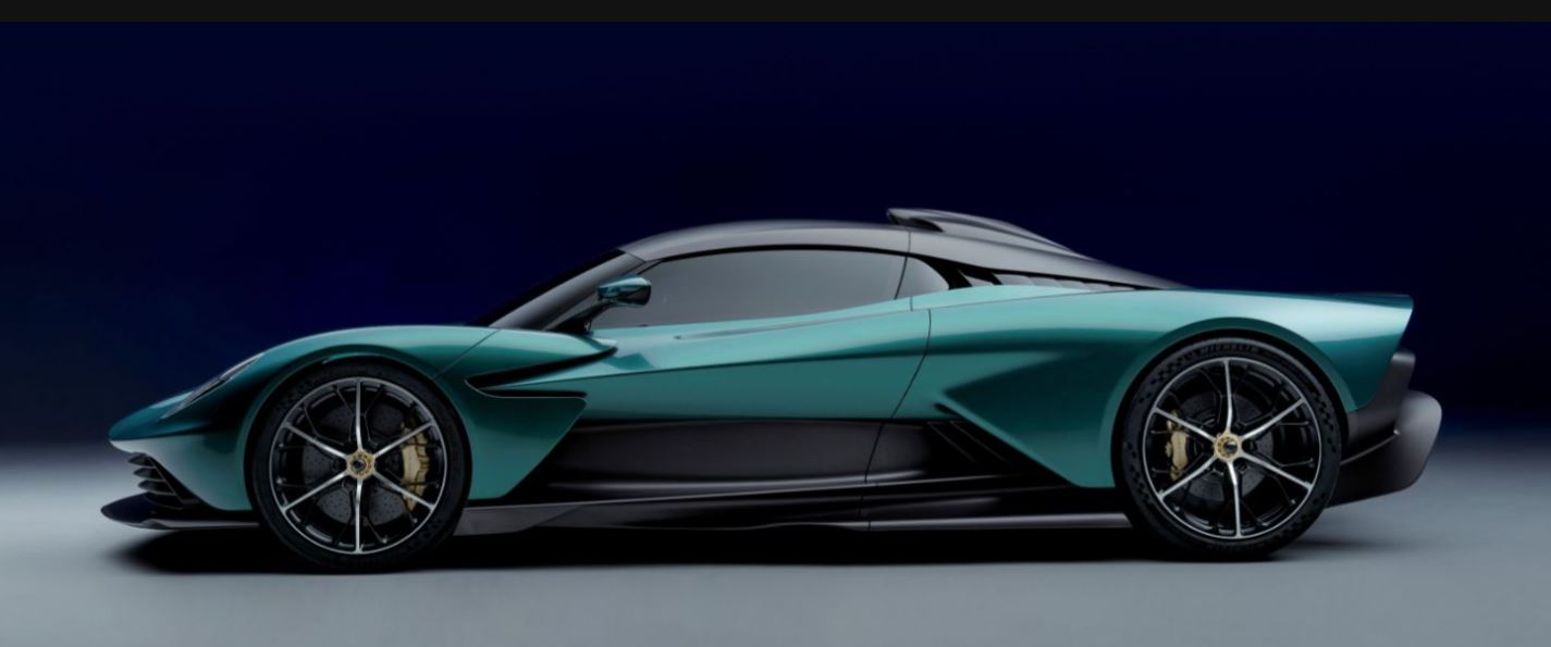 2024 Aston Martin Valhalla 