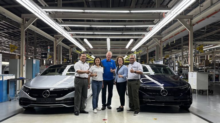 Mercedes-Benz Malaysia 100,000th CKD vehicle