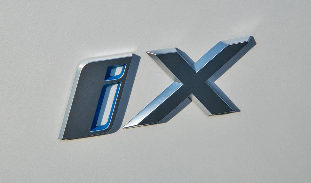 BMW iX EV [2024]