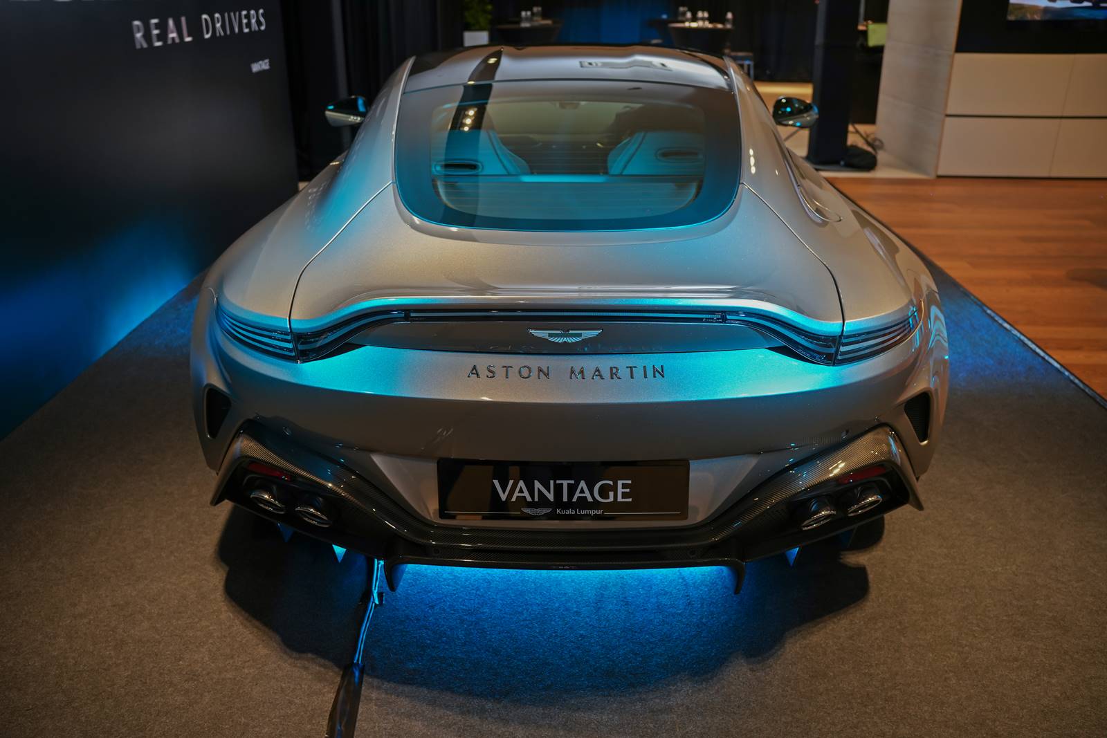 2024 Aston Martin Vantage