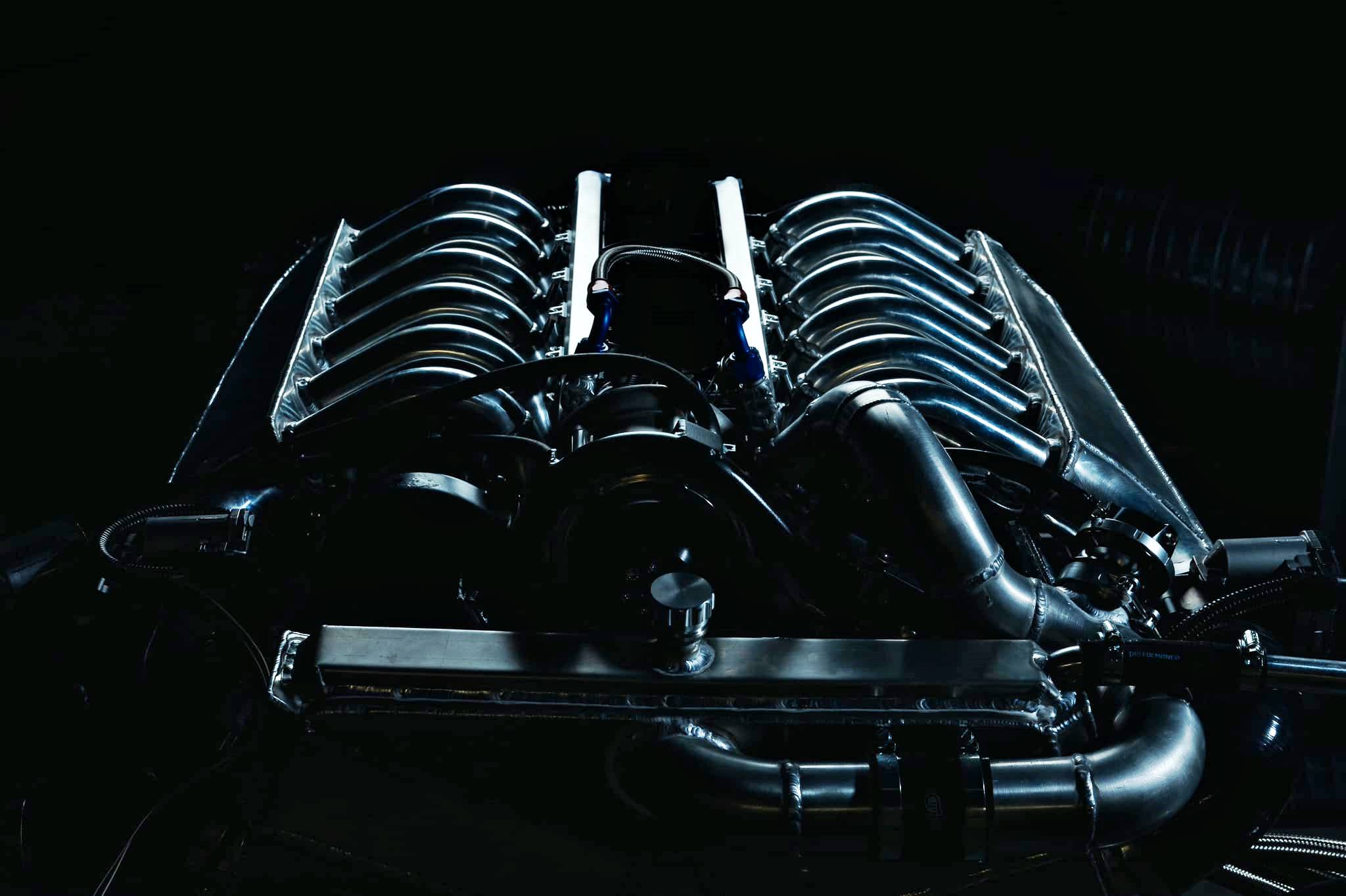 Jaguar V12 engine