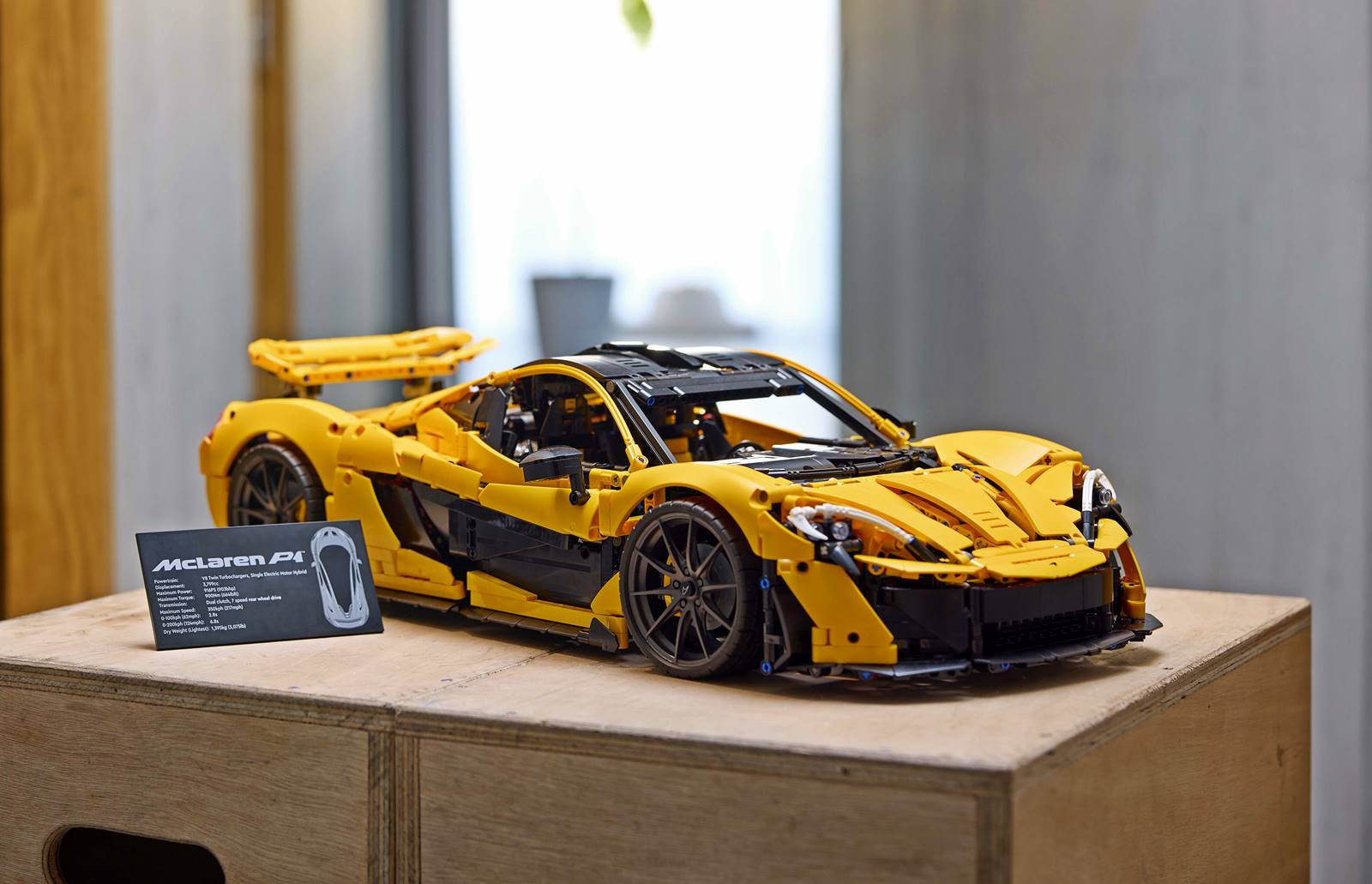 LEGO Technic McLaren P1