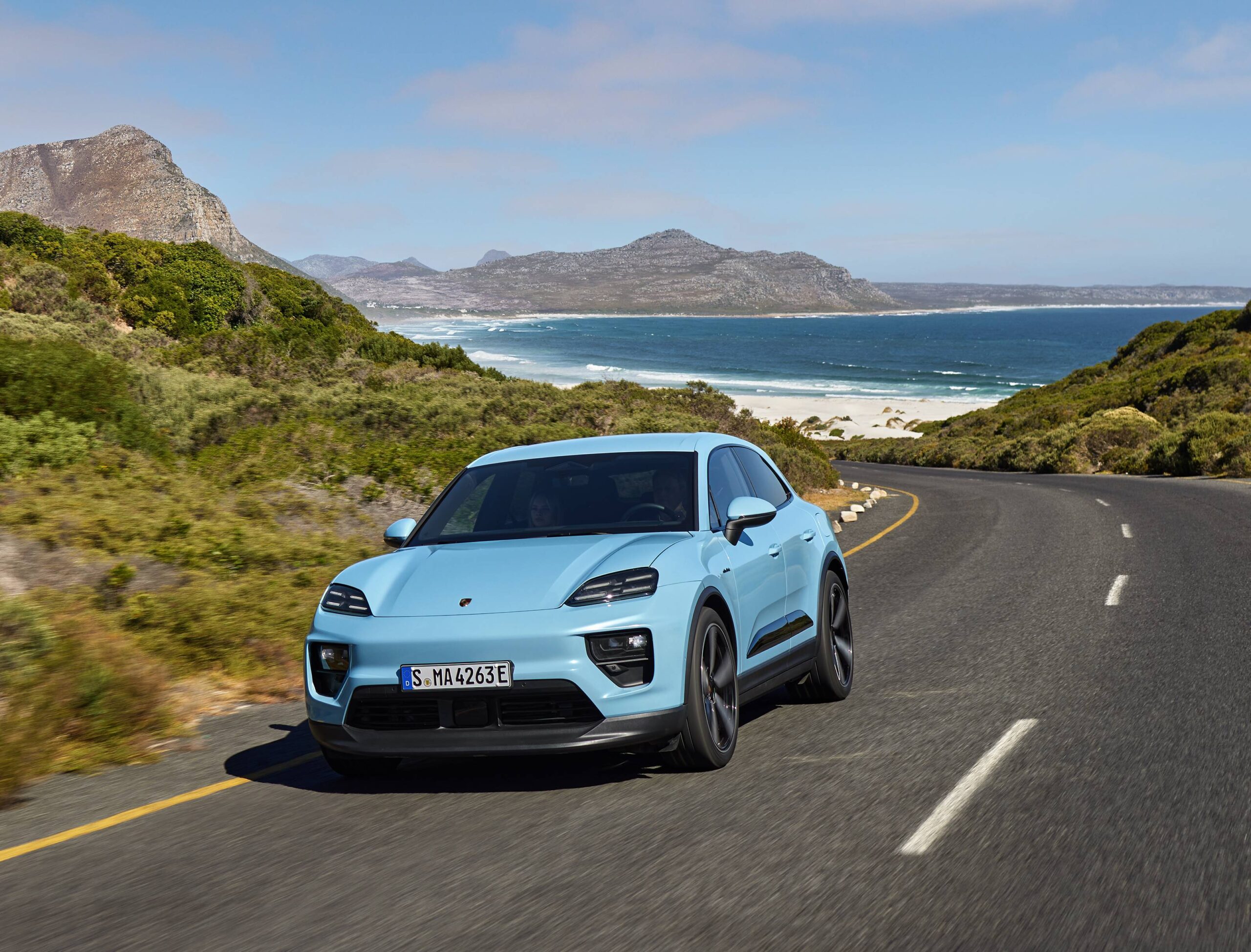 Porsche Macan Electric [2024]