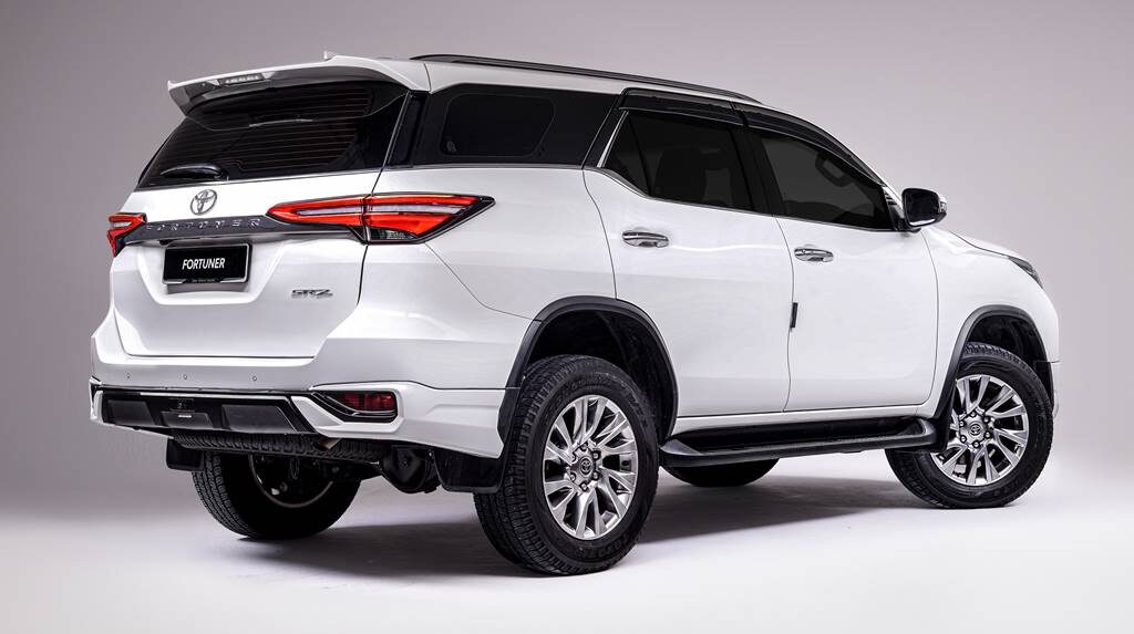 Toyota Fortuner [2024] 