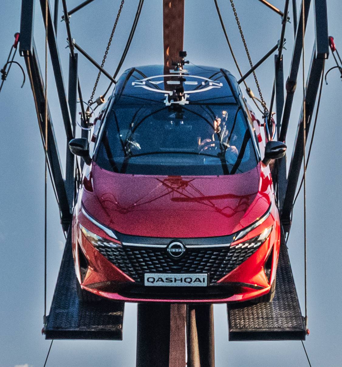 2024 Nissan Qashqai bungee jump