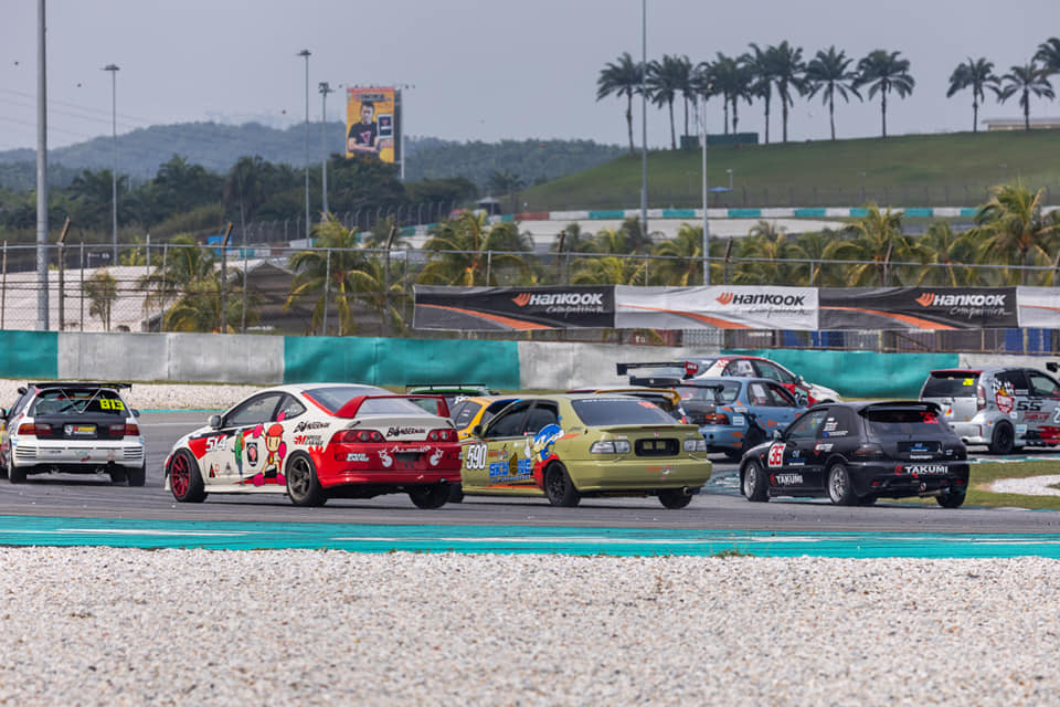 Only the top three overall winners completed the 99-lap challenge with the remaining 39 competitors crossing the chequered flag at least a lap down.