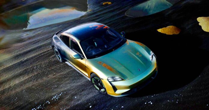 Porsche Taycan Turbo S Celestial Jade, Sonderwunsch EV