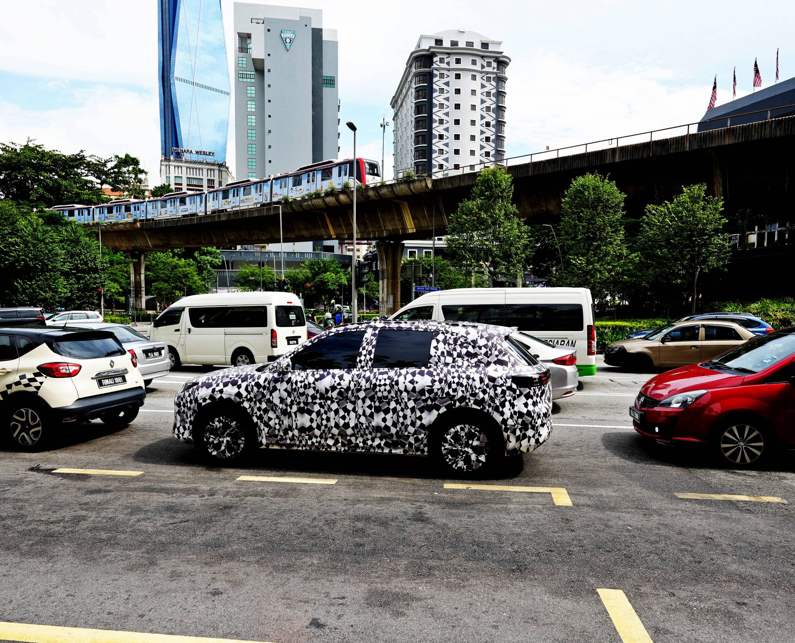 Proton e.MAS 7 prototype [2024] EV