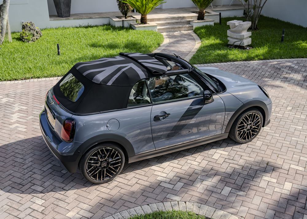 MINI Cooper Convertible [2024] 