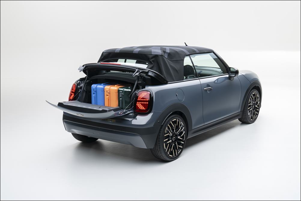 MINI Cooper Convertible [2024] 