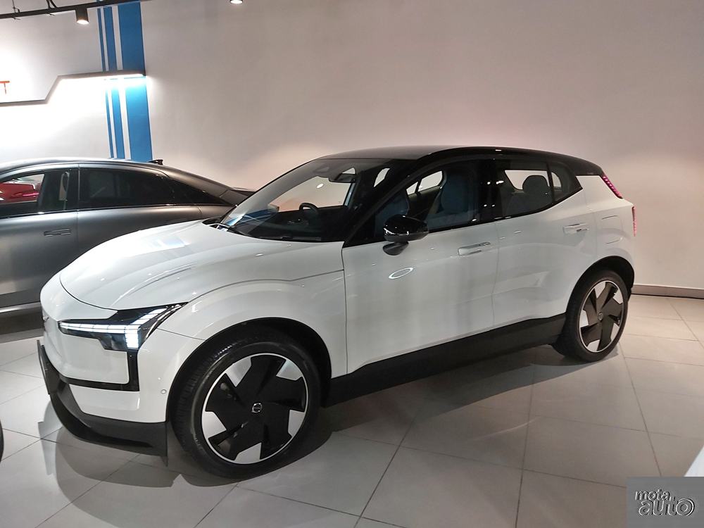 EV NEXT - Volvo EX30