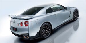 2025 Nissan GT-R R35